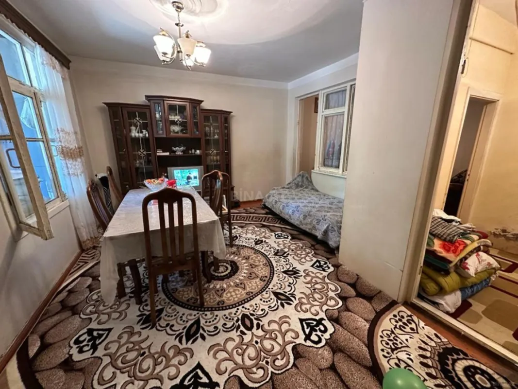Satılır 4 otaqlı mənzil 75 m²
