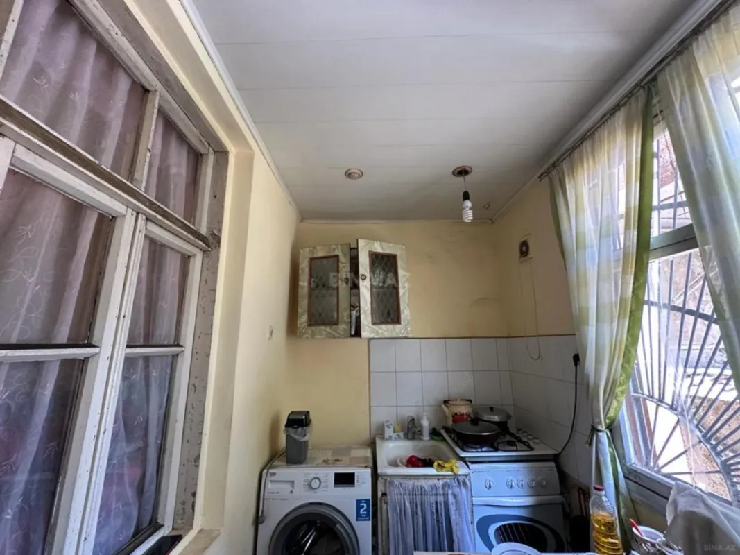 Satılır 4 otaqlı mənzil 75 m²