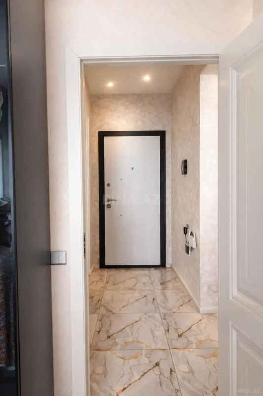 Satılır 2 otaqlı mənzil 81 m²