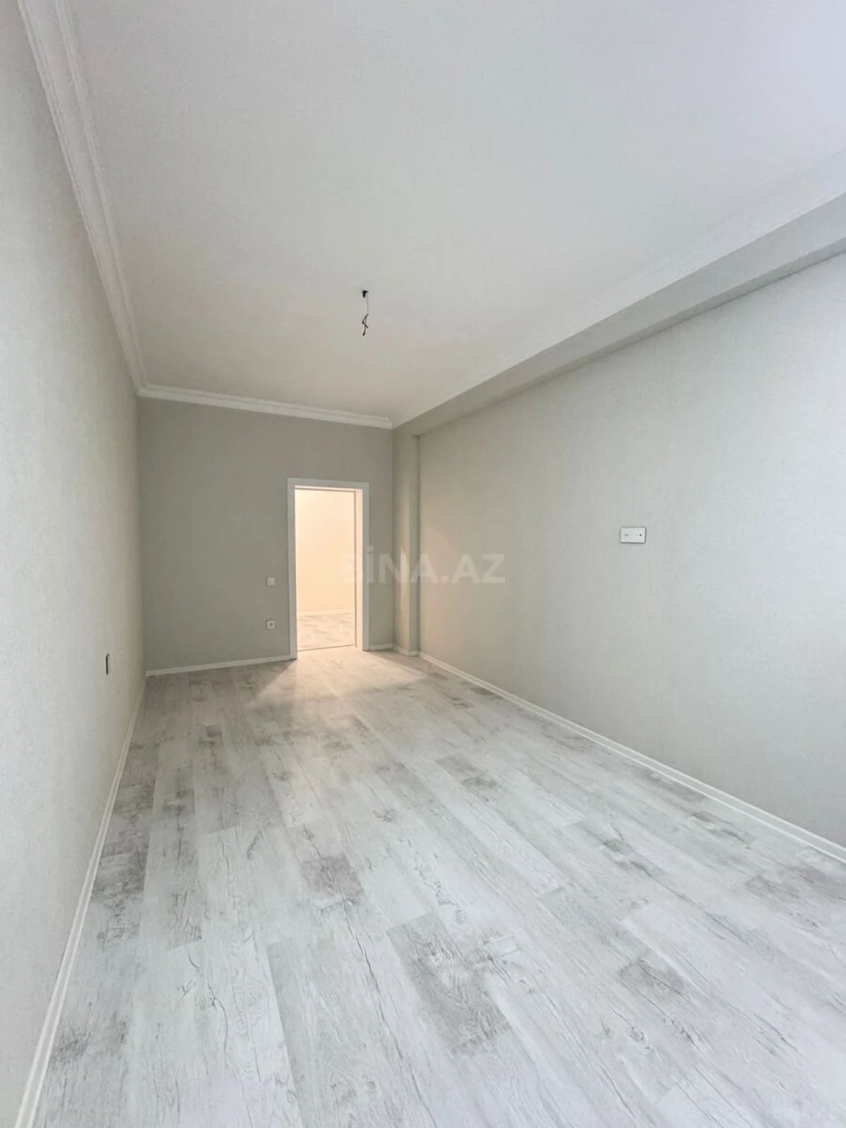 Satılır 3 otaqlı mənzil 124 m²