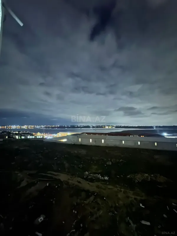 Satılır 3 otaqlı mənzil 124 m²