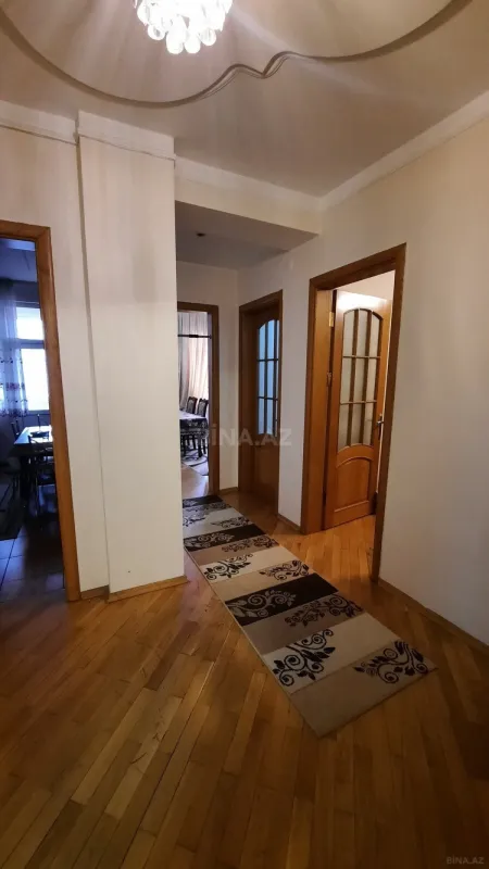 Satılır 3 otaqlı mənzil 100 m²