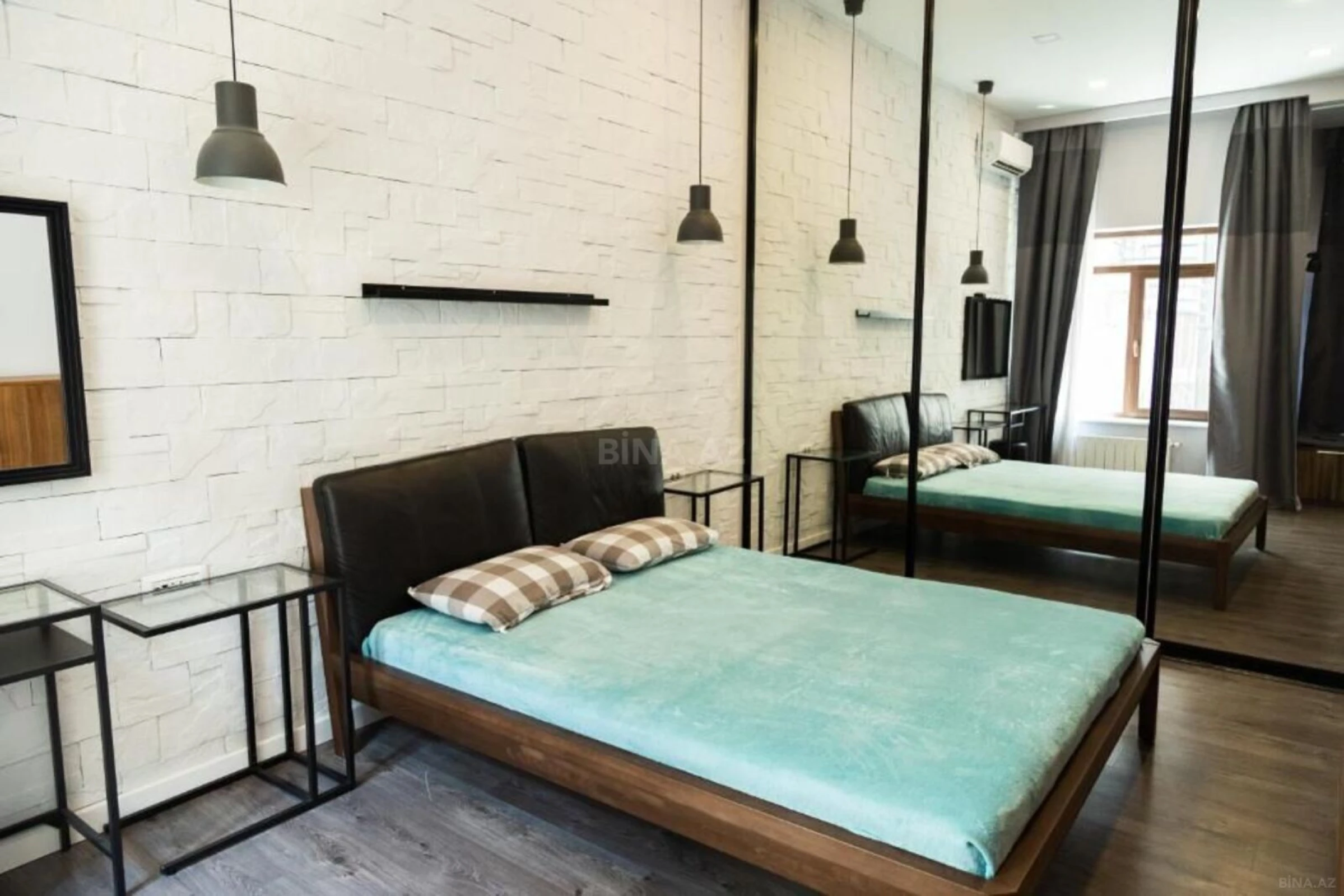 Kirayə verilir 2 otaqlı mənzil 90 m²