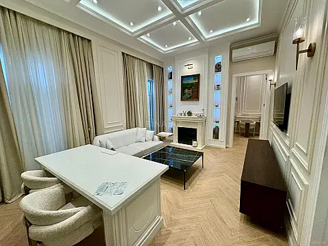Kirayə verilir 2 otaqlı mənzil 60 m²
