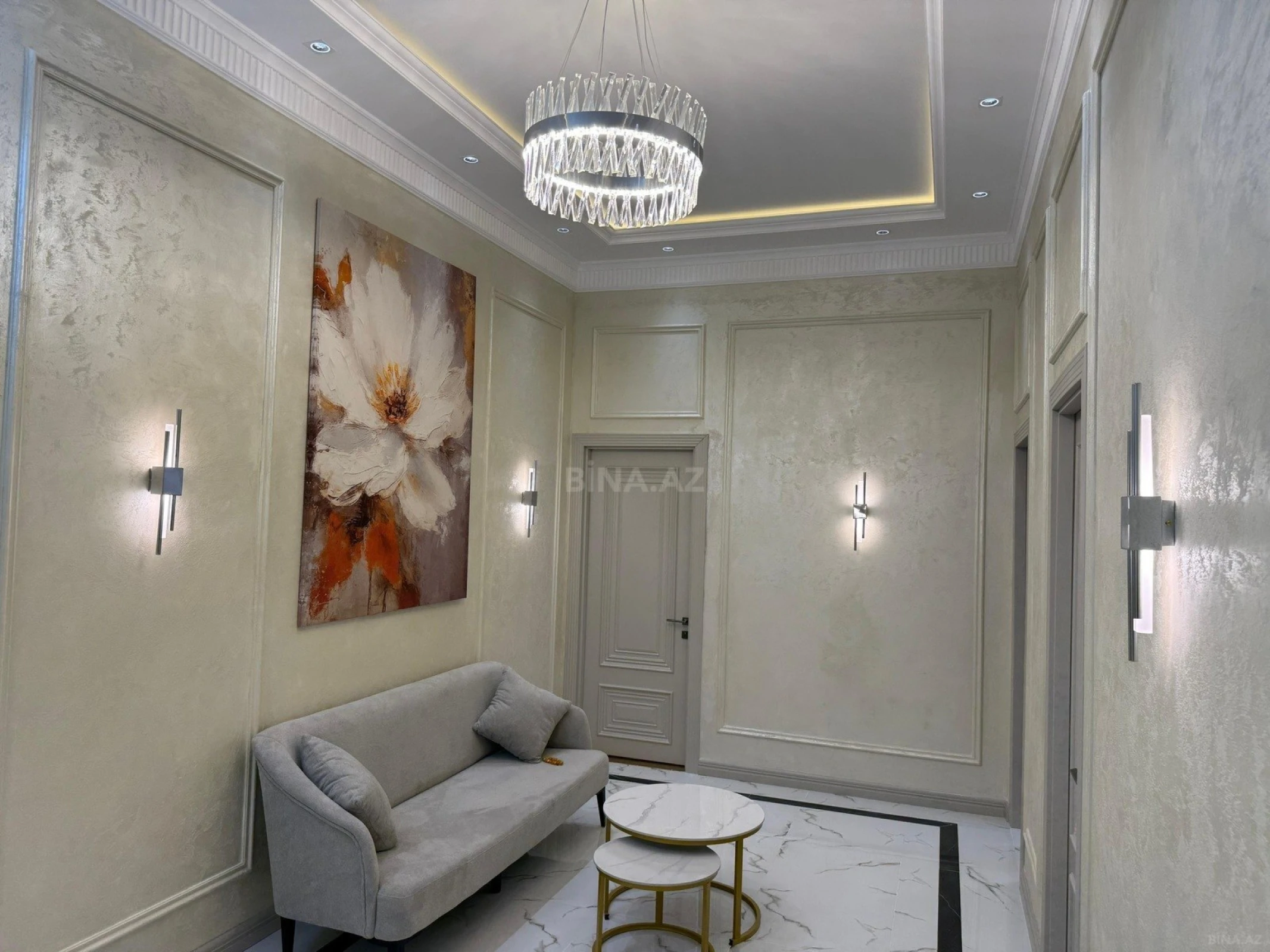 Satılır 3 otaqlı mənzil 138 m²