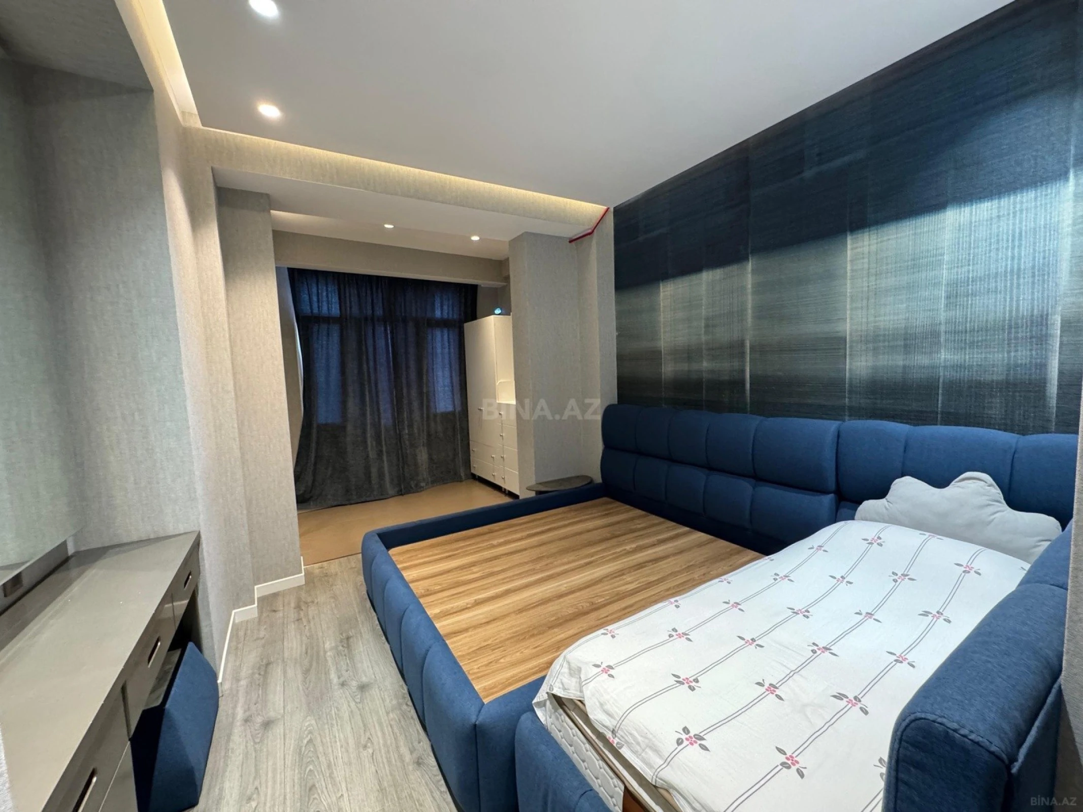 Satılır 3 otaqlı mənzil 96 m²