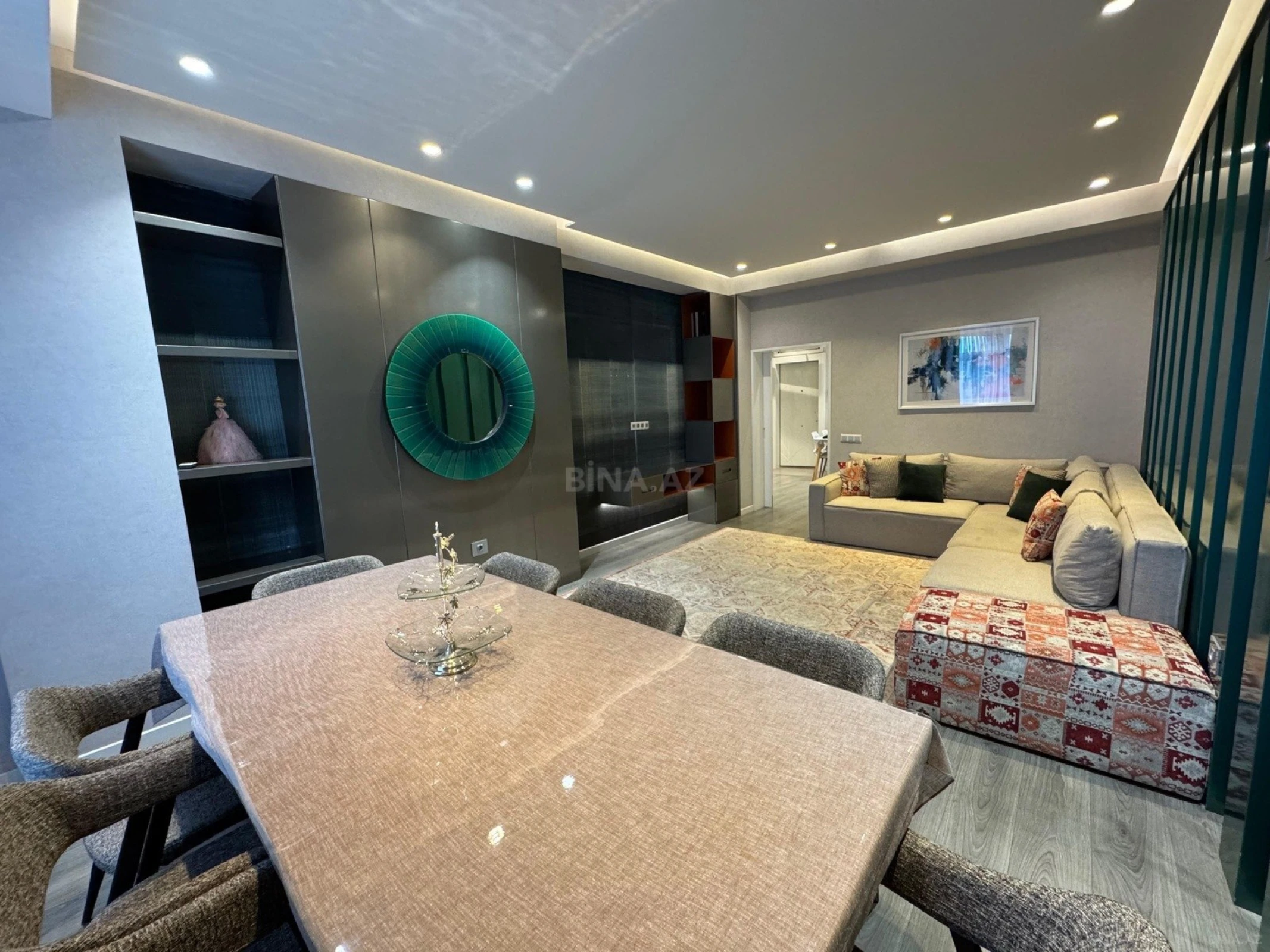 Satılır 3 otaqlı mənzil 96 m²