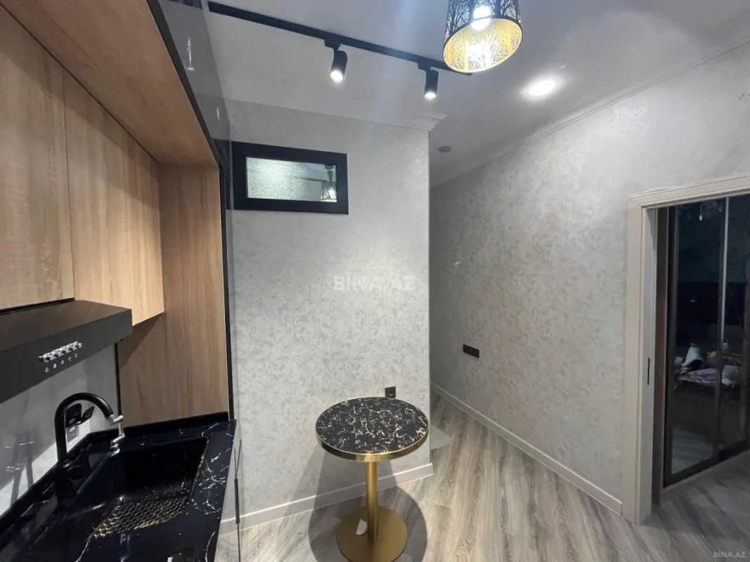 Satılır 3 otaqlı mənzil 96 m²