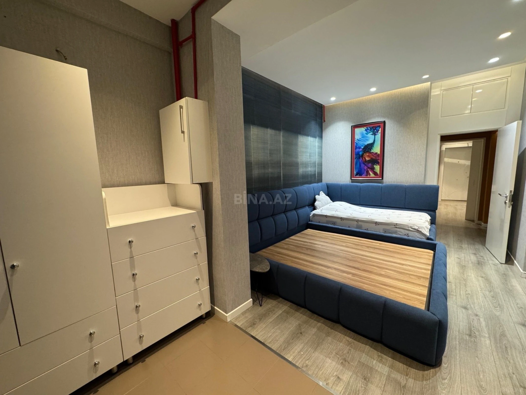 Satılır 3 otaqlı mənzil 96 m²