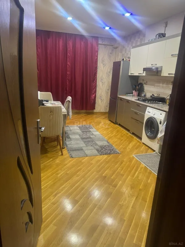 Satılır 3 otaqlı mənzil 92 m²