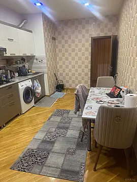 Satılır 3 otaqlı mənzil 92 m²