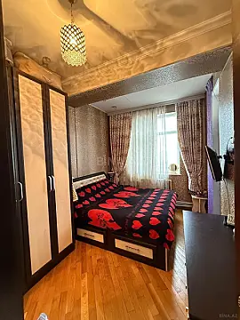 Satılır 2 otaqlı mənzil 65 m²
