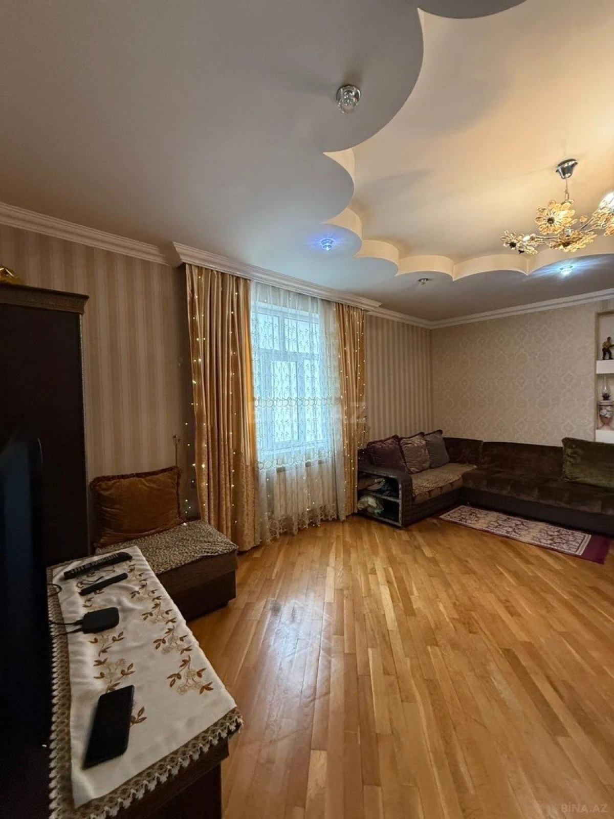 Satılır 2 otaqlı mənzil 65 m²