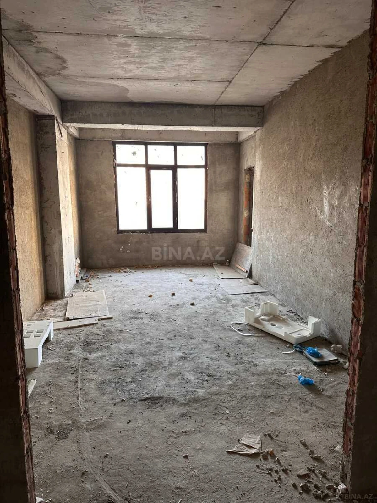 Satılır 3 otaqlı mənzil 91 m²