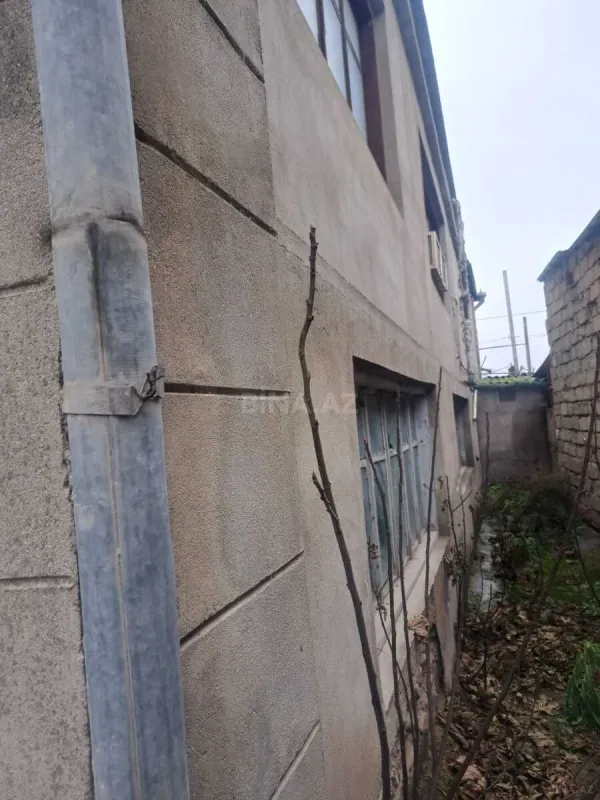 Satılır 7 otaqlı həyət evi 265 m²