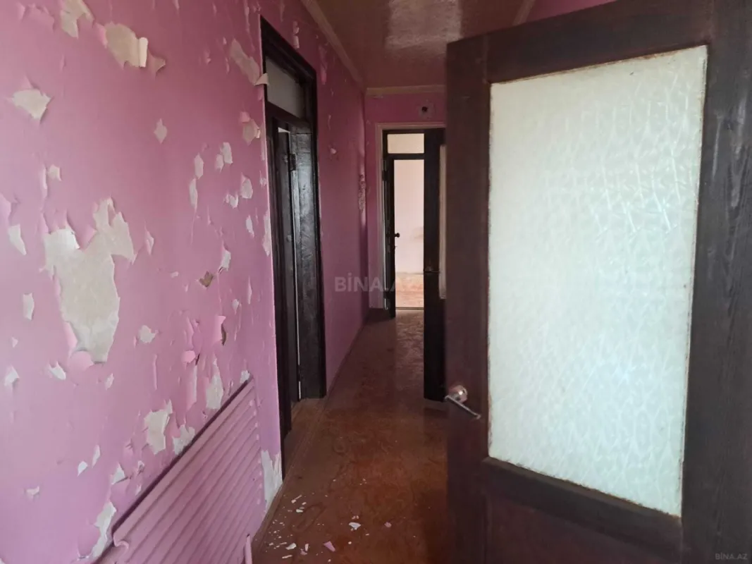 Satılır 7 otaqlı həyət evi 265 m²