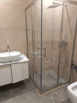 Kirayə verilir 3 otaqlı mənzil 140 m²
