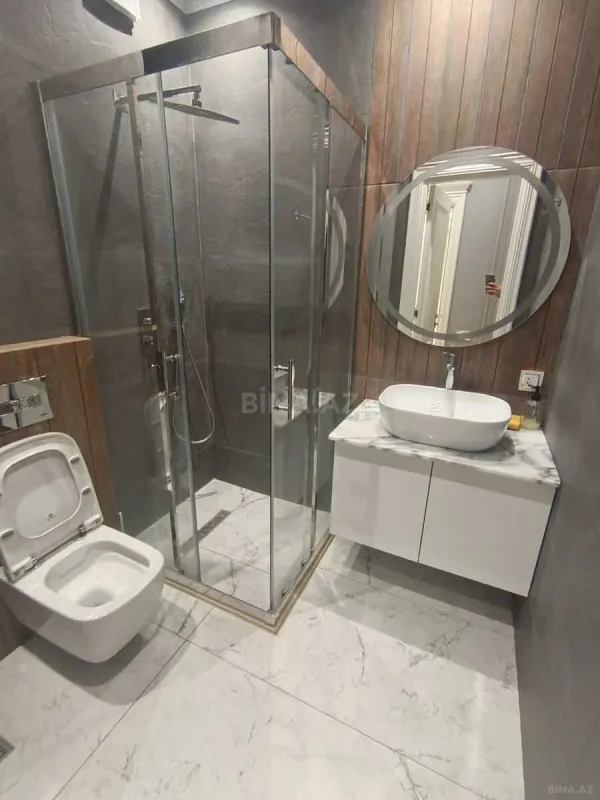 Kirayə verilir 3 otaqlı mənzil 140 m²