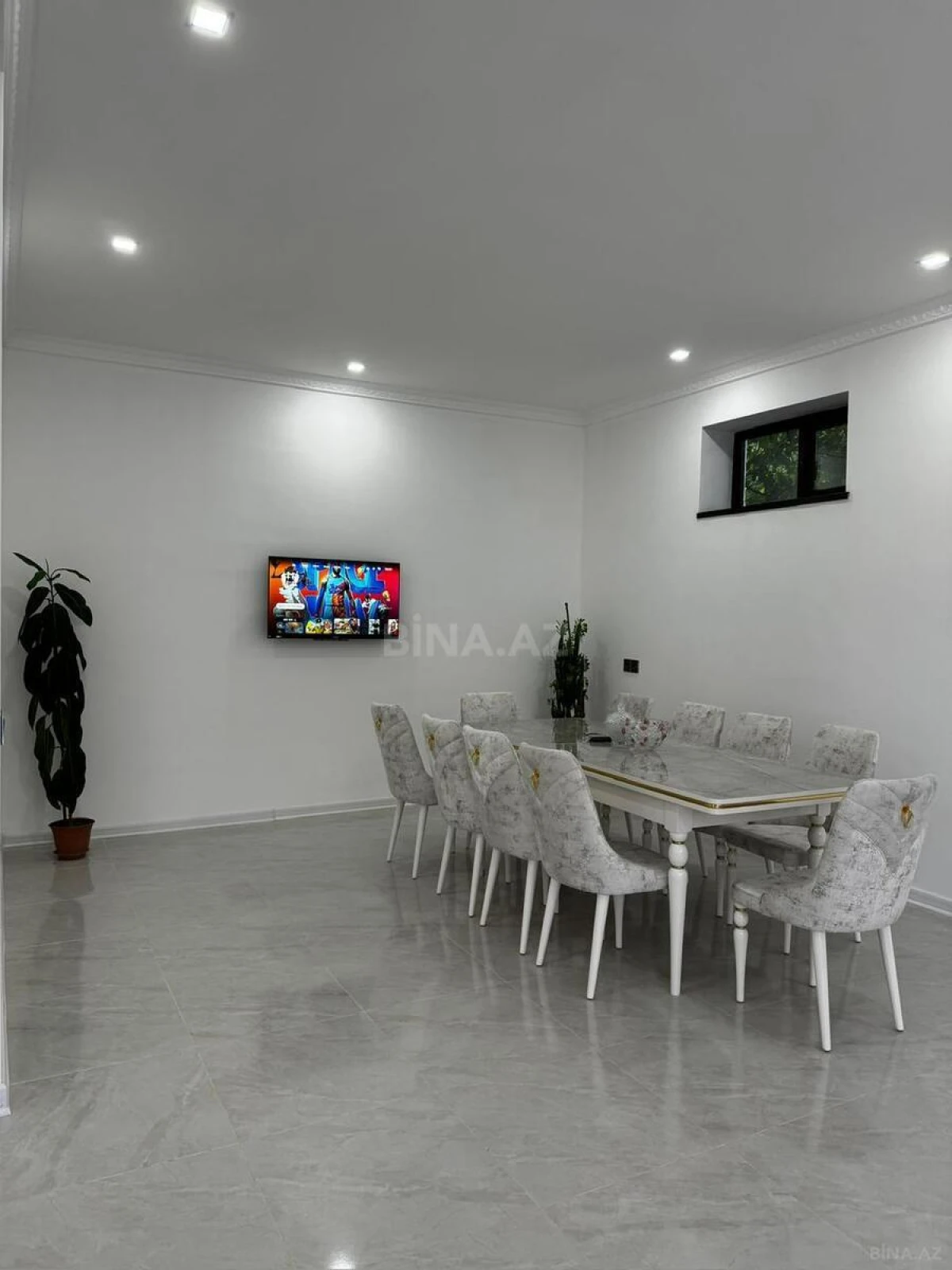 Kirayə verilir 6 otaqlı həyət evi 190 m²