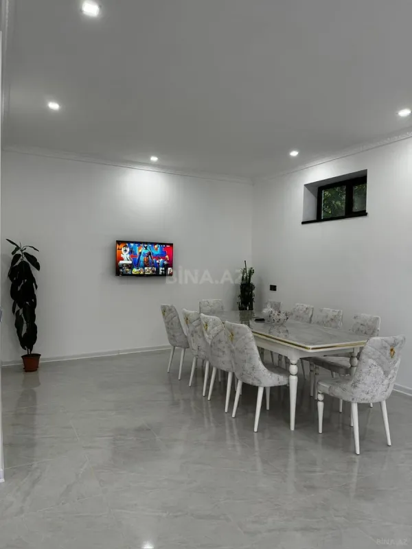 Kirayə verilir 6 otaqlı həyət evi 190 m²