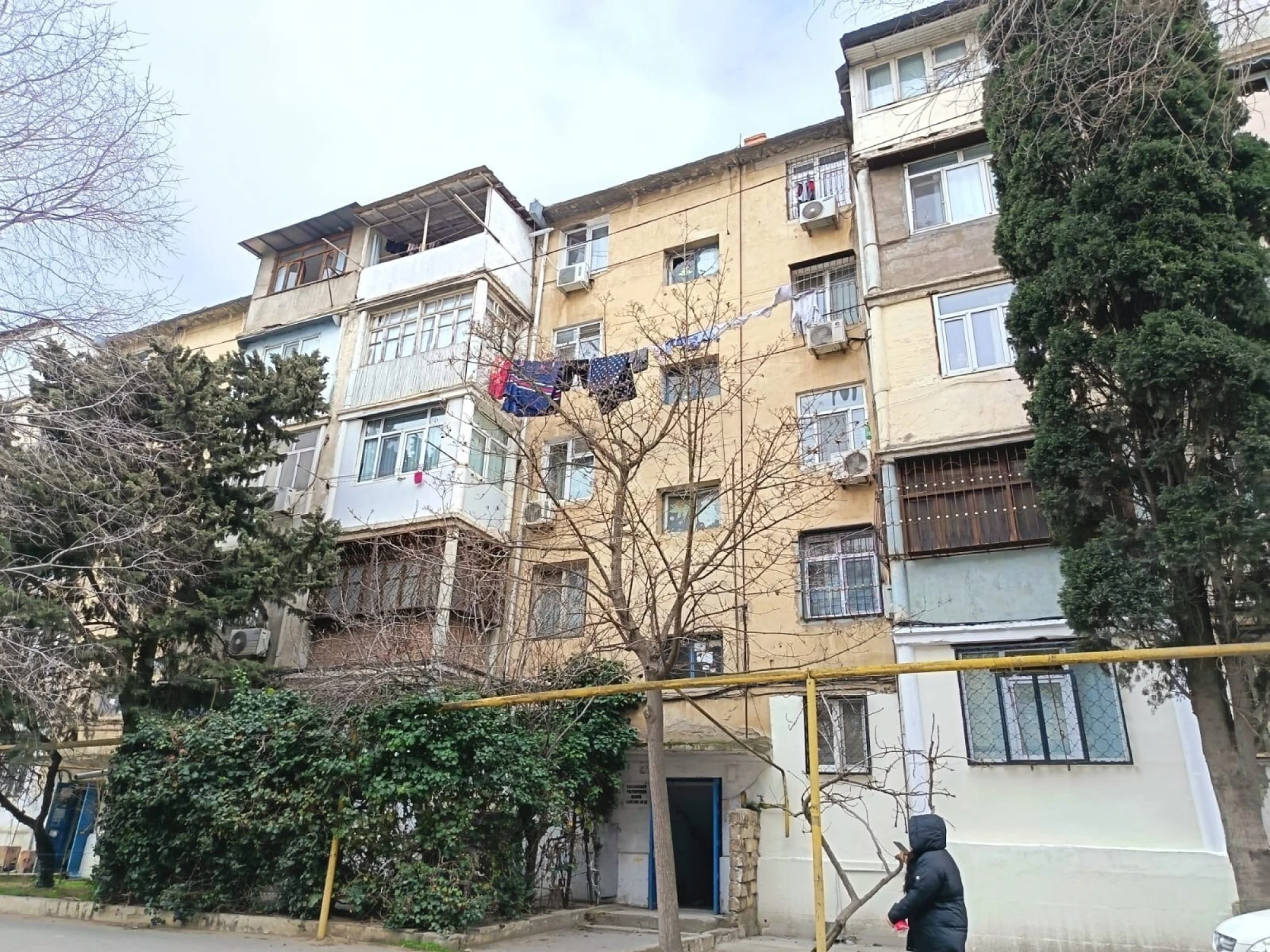 Satılır 3 otaqlı mənzil 70 m²