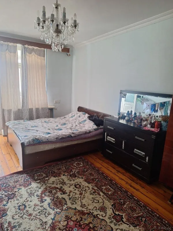 Satılır 3 otaqlı mənzil 70 m²