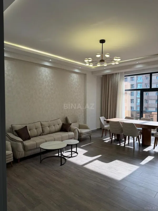 Kirayə verilir 2 otaqlı mənzil 96 m²