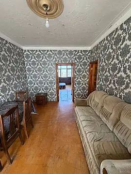 Satılır 2 otaqlı mənzil 45 m² — Bakı, Memar Əcəmi yanı 2 otaq 45.00 m²