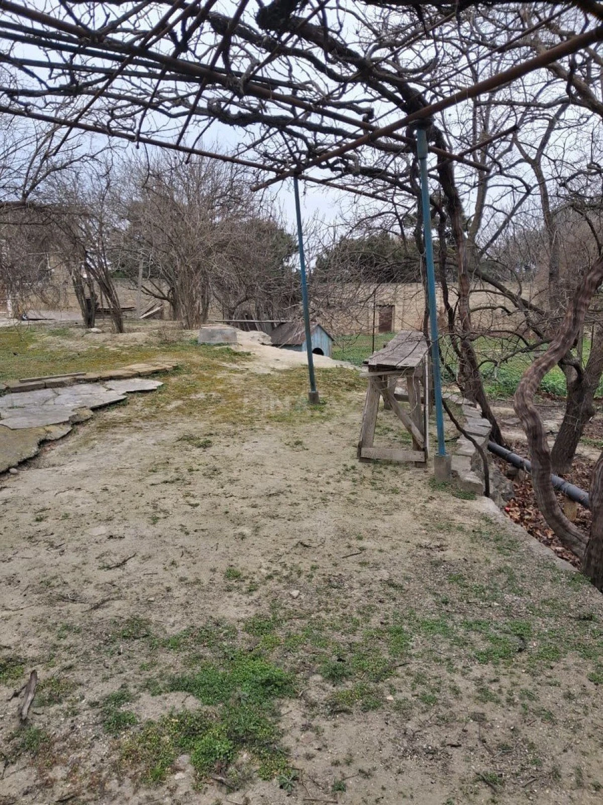 Satılır 5 otaqlı həyət evi 200 m²
