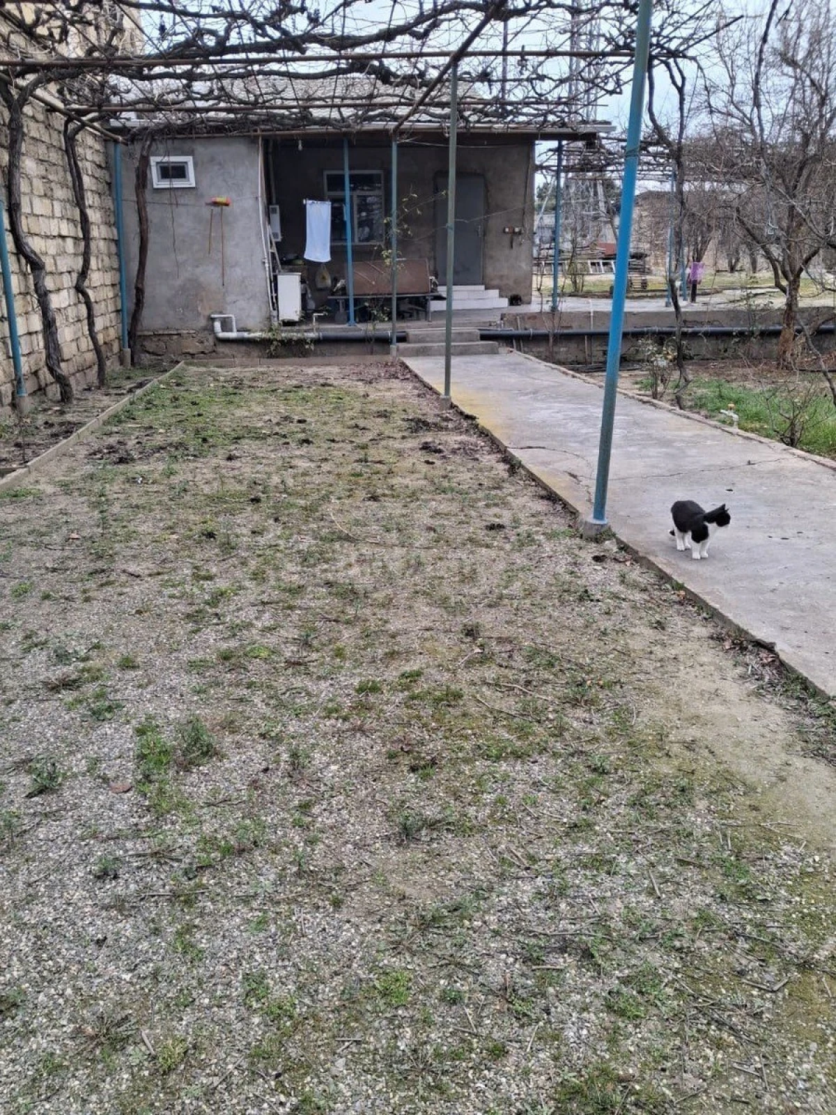 Satılır 5 otaqlı həyət evi 200 m²