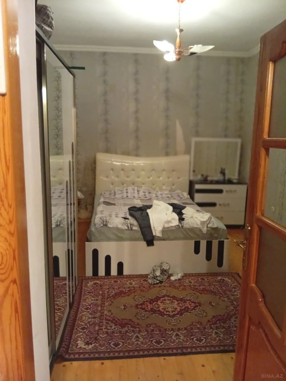 Satılır 5 otaqlı həyət evi 200 m²