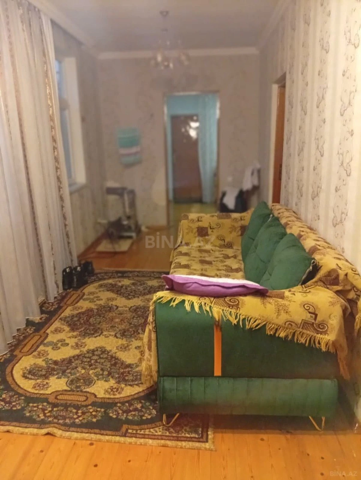 Satılır 5 otaqlı həyət evi 200 m²