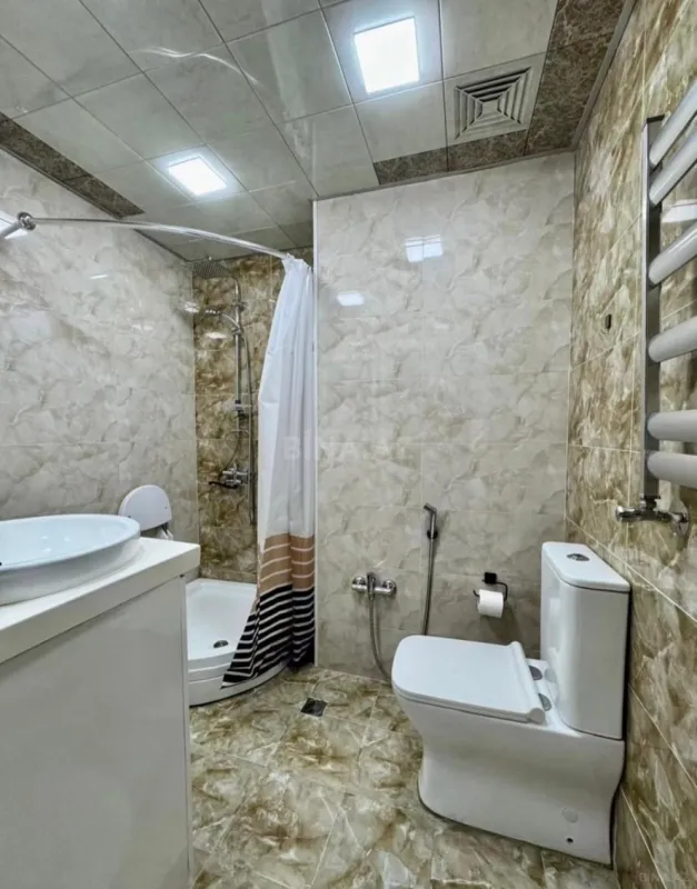 Kirayə verilir 2 otaqlı mənzil 55 m²