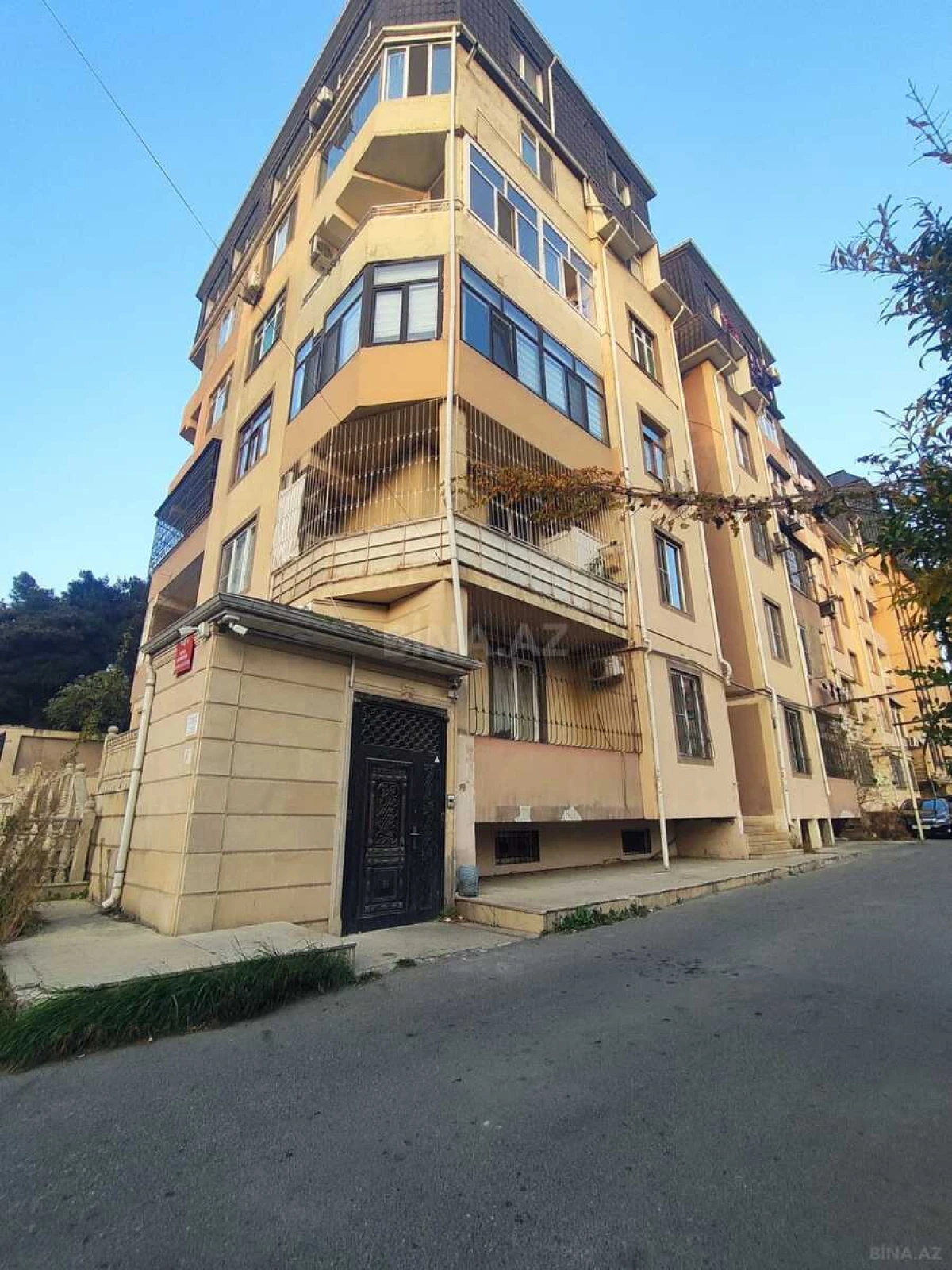 Satılır 2 otaqlı mənzil 70 m²