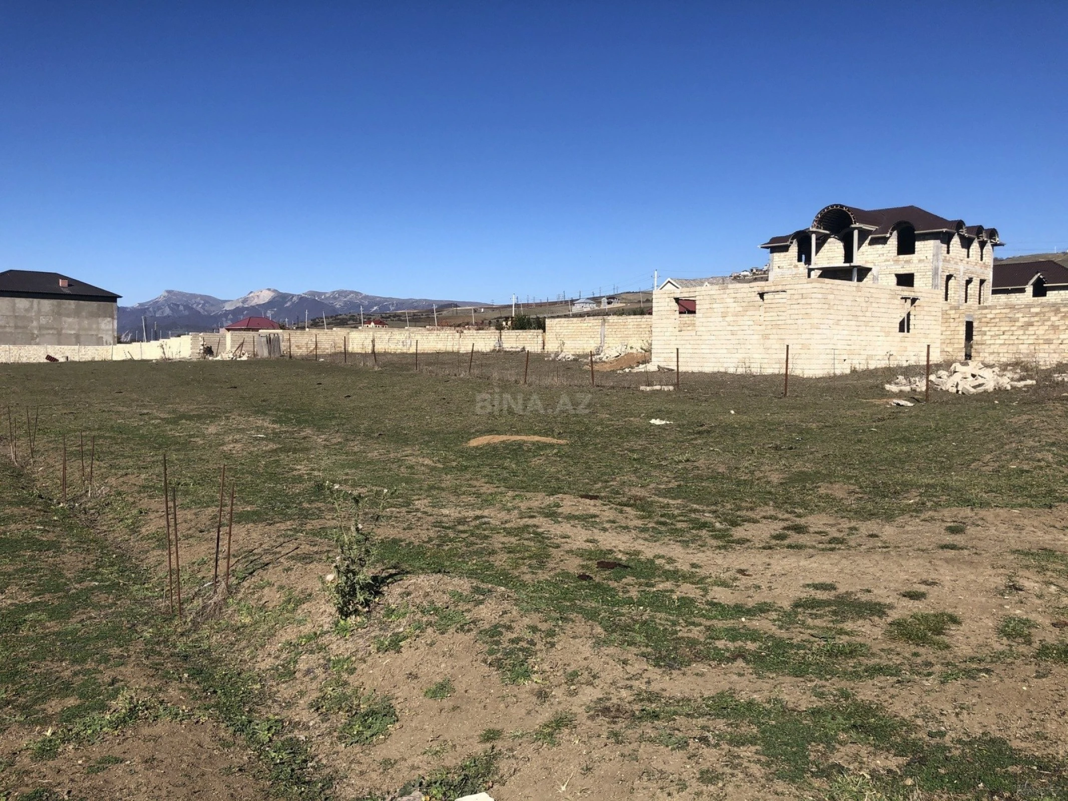 Satılır torpaq sahəsi 12 m²