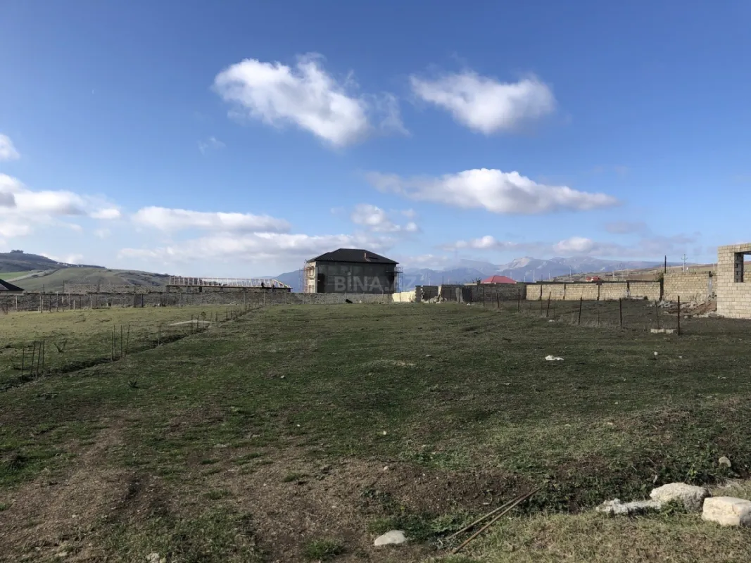 Satılır torpaq sahəsi 12 m²