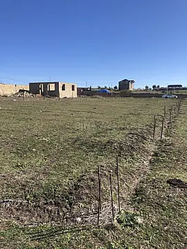 Satılır torpaq sahəsi 12 m²