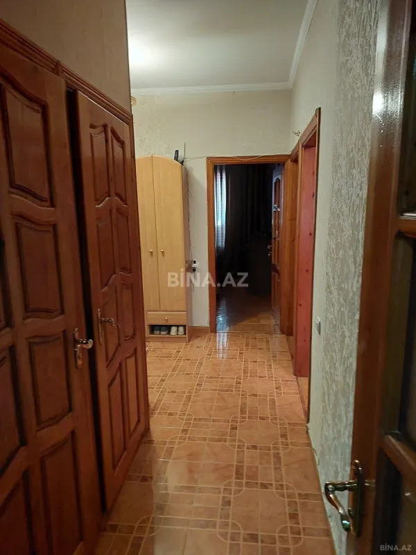 Satılır 4 otaqlı mənzil 100 m²