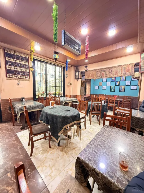 Satılır obyekt 200 m²