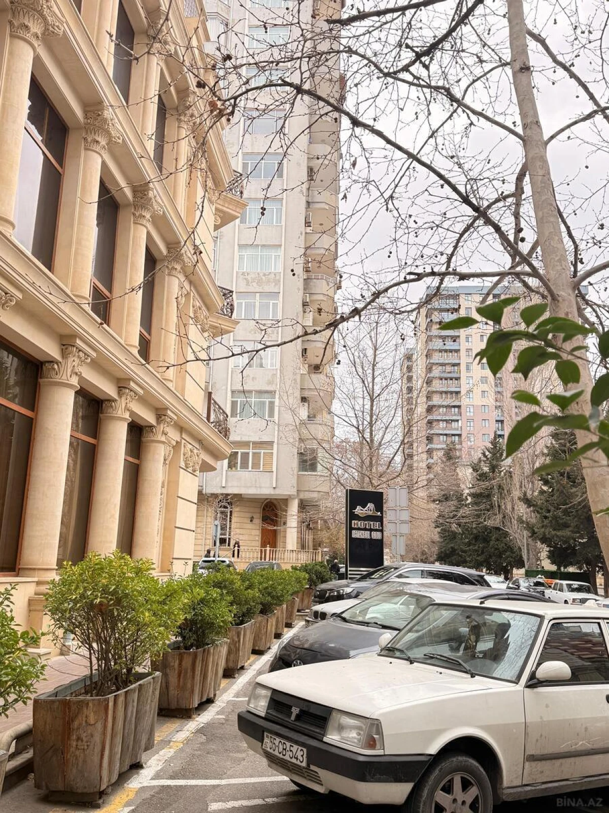 Satılır obyekt 200 m²