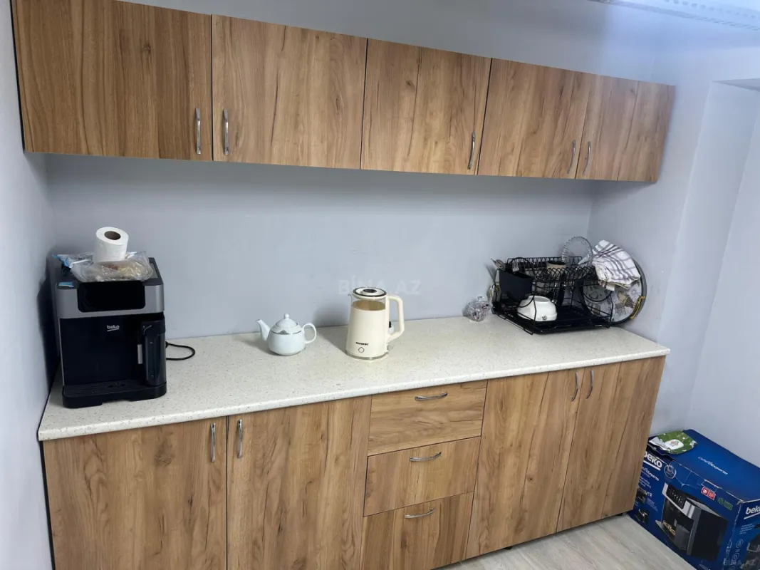 Kirayə verilir obyekt 300 m²