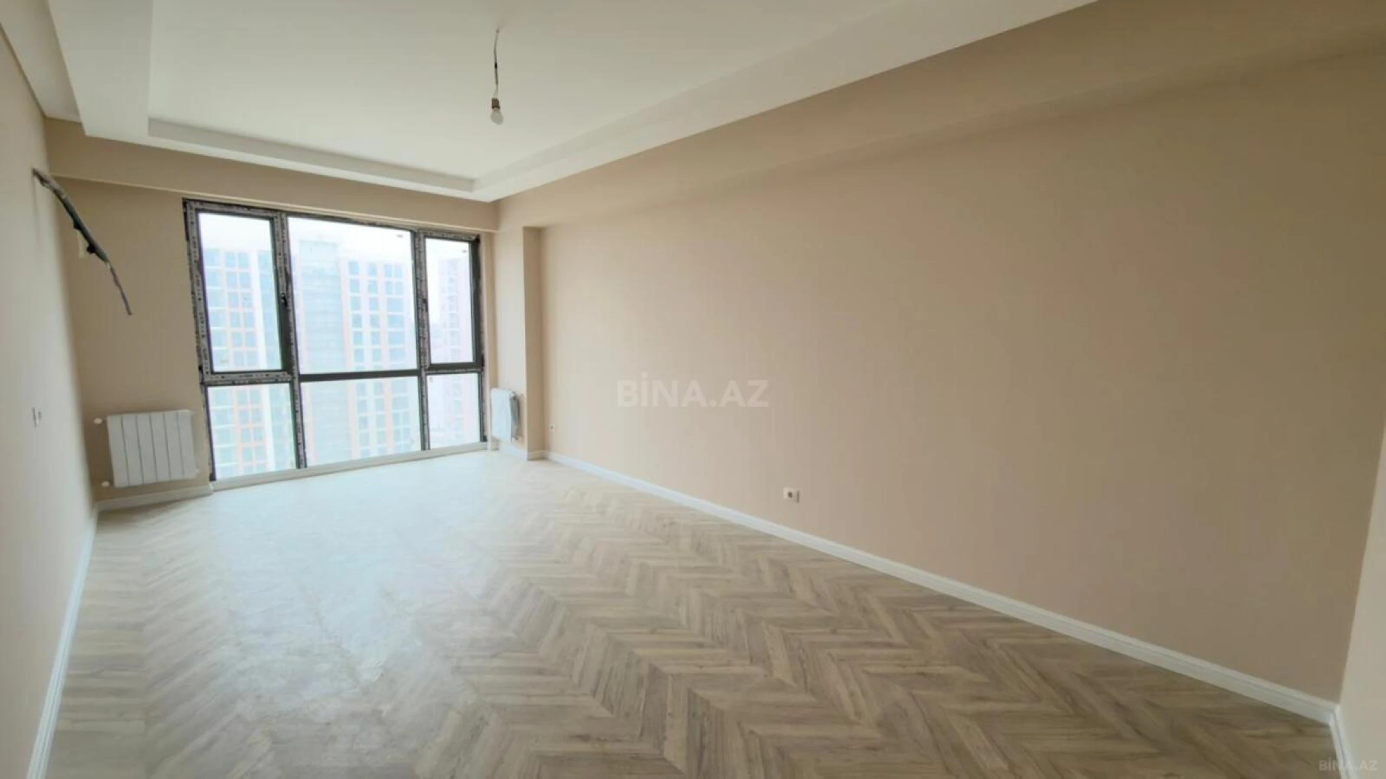 Satılır 3 otaqlı mənzil 97 m²