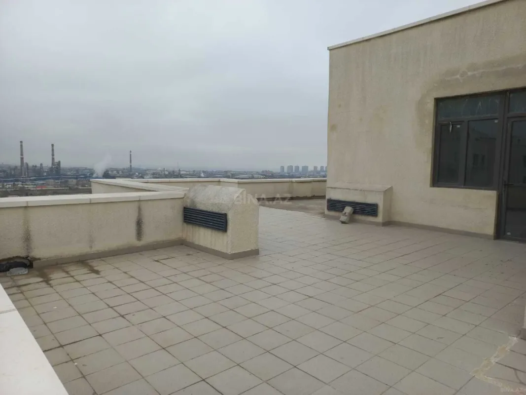 Satılır 5 otaqlı mənzil 397 m²