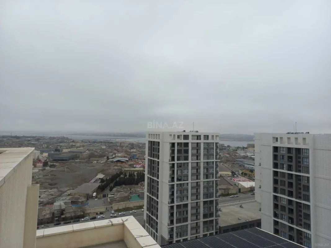 Satılır 5 otaqlı mənzil 397 m²