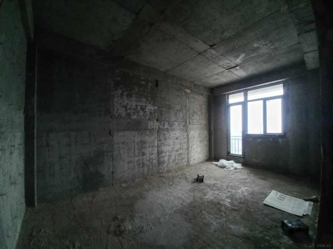 Satılır 5 otaqlı mənzil 397 m²