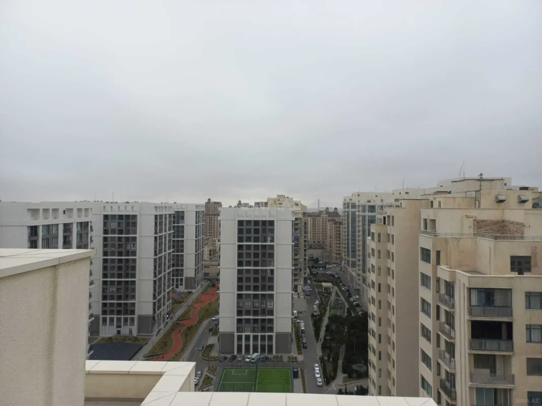 Satılır 5 otaqlı mənzil 397 m²
