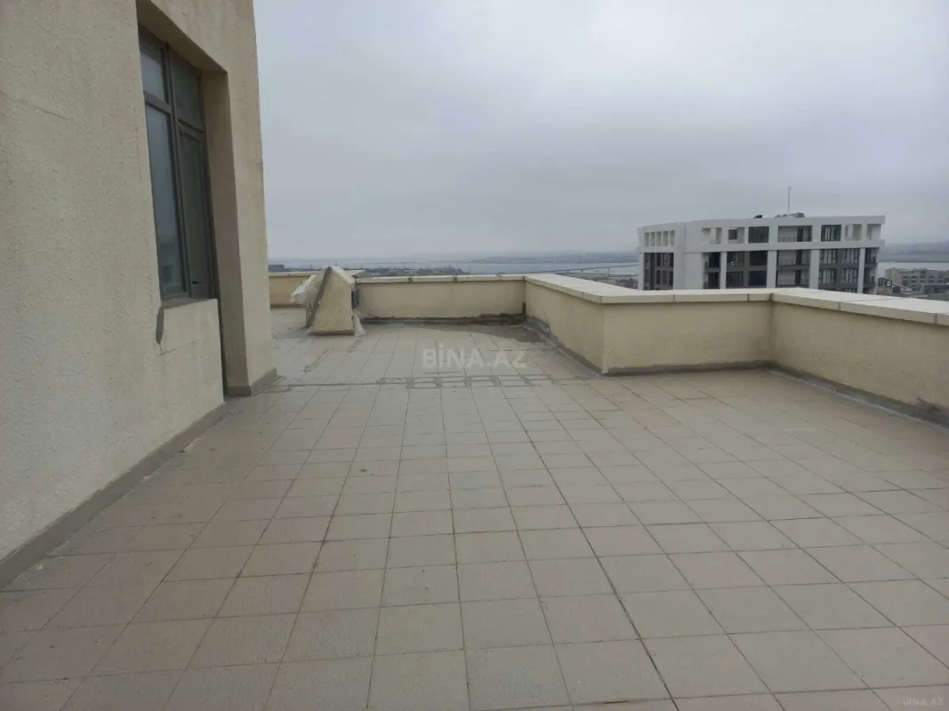 Satılır 5 otaqlı mənzil 397 m²