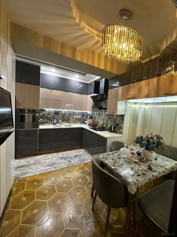 Kirayə verilir 3 otaqlı mənzil 100 m²