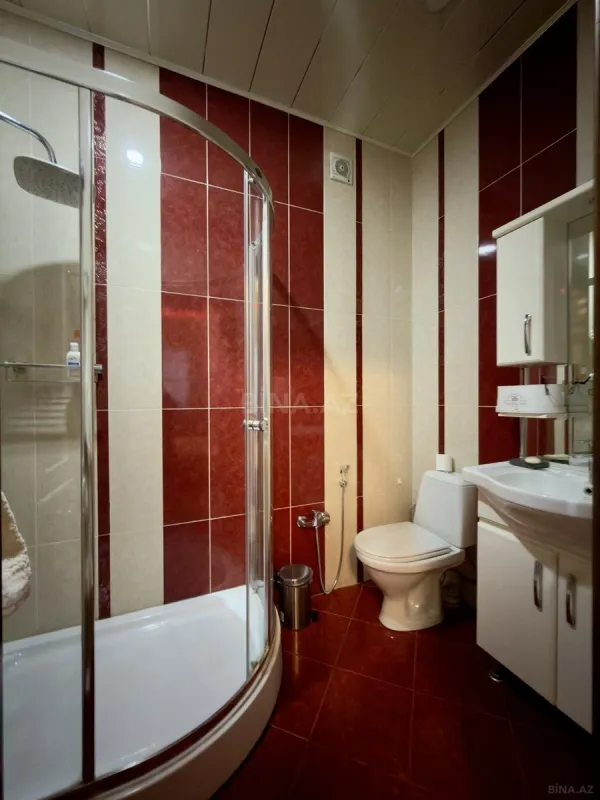 Satılır 3 otaqlı mənzil 160 m²