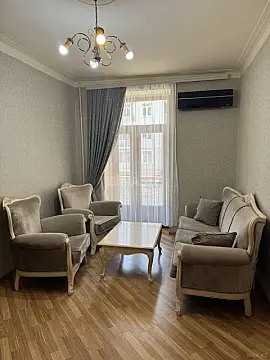 Kirayə verilir 2 otaqlı mənzil 121 m² — Bakı 2 otaq 121.00 m²
